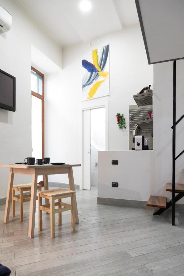 Fian Apartment ナポリ エクステリア 写真